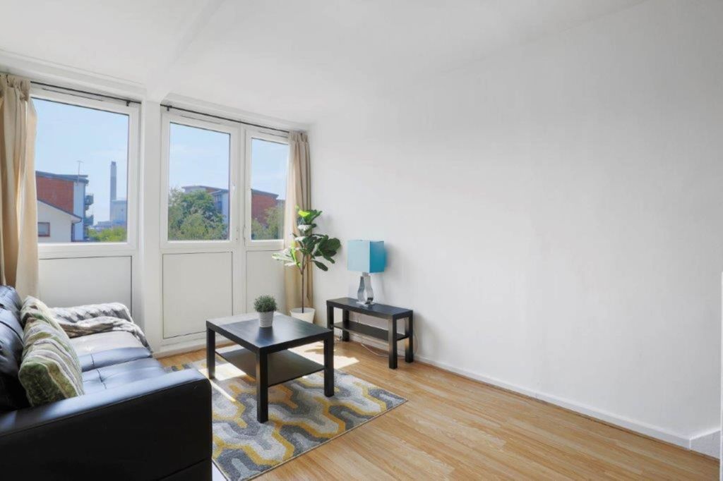 Property photo 3 of 5