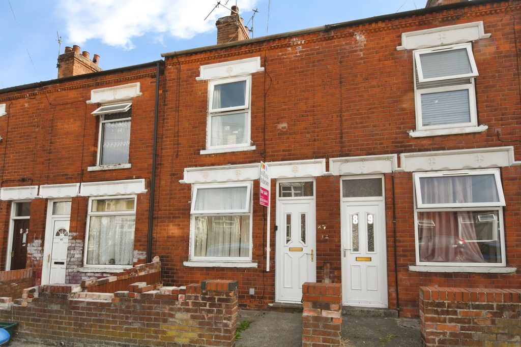Property photo 1 of 11