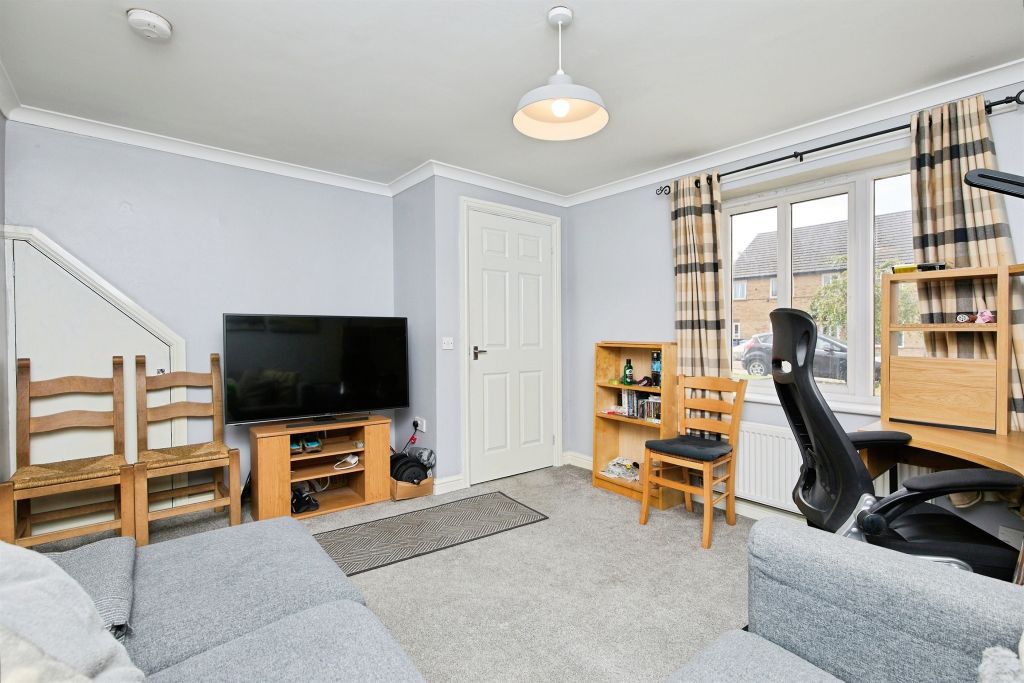 Property photo 3 of 17