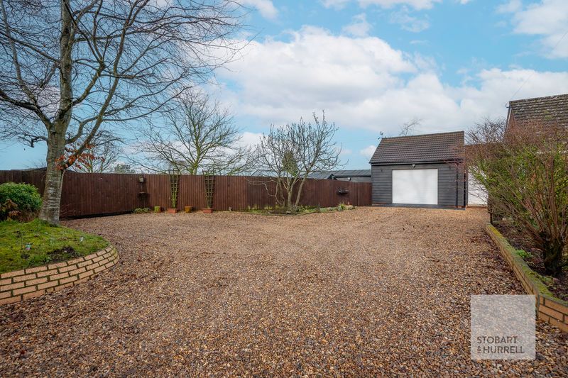 Property photo 3 of 38 Off-Road Parking