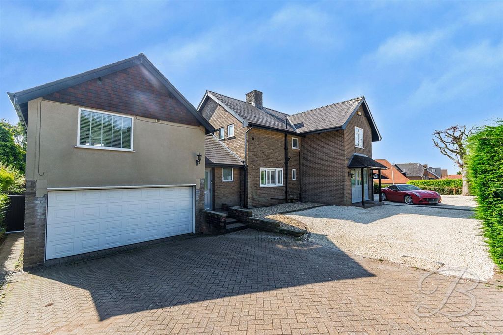 Property photo 1 of 49 Outside