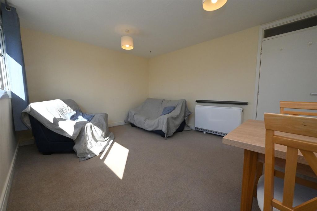 Property photo 3 of 11 Living Room.Jpg