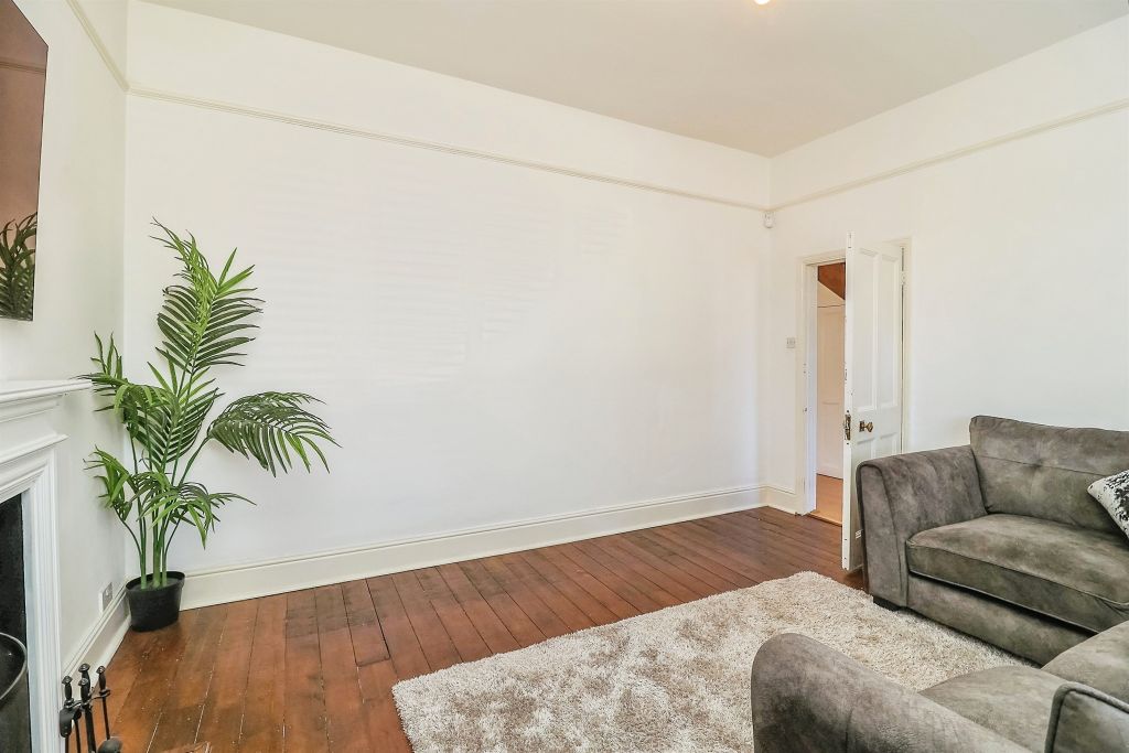 Property photo 3 of 24