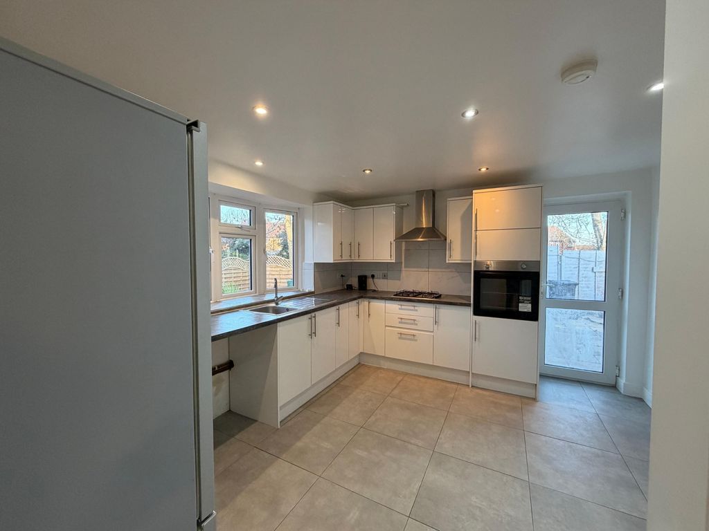 Property photo 2 of 18 Photo 2