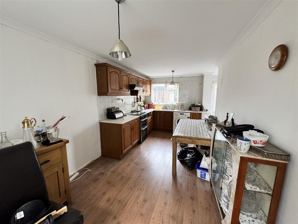 Property photo 2 of 10 Img_7997.Jpg