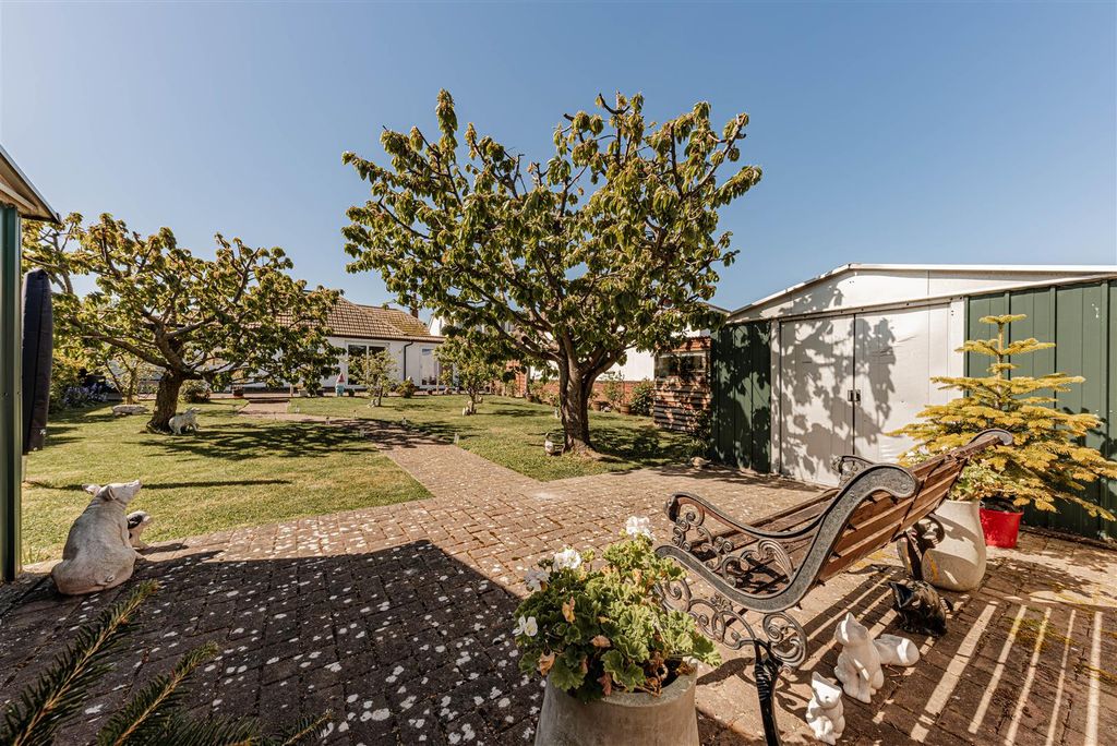 Property photo 3 of 36 L J Imaging-28.Jpg