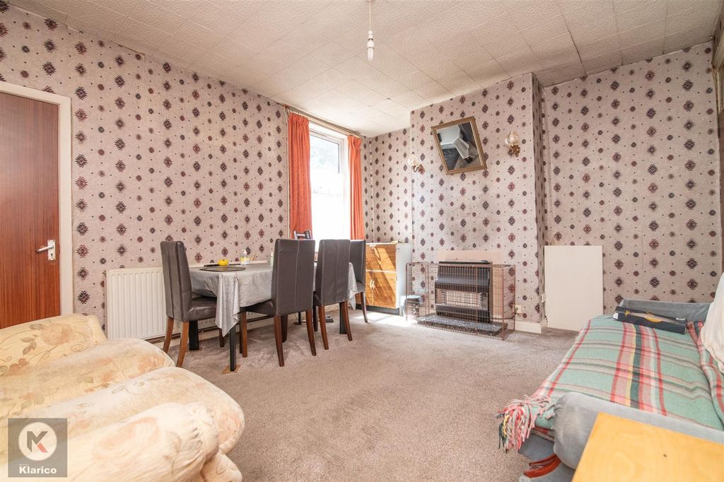 Property photo 2 of 18 Durhamrd-17.Jpg