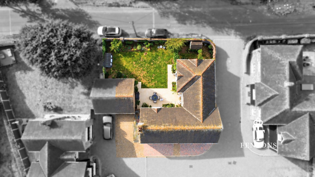 Property photo 2 of 44 Rear Garden