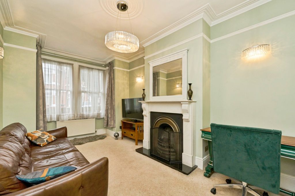 Property photo 3 of 20 1812756_11