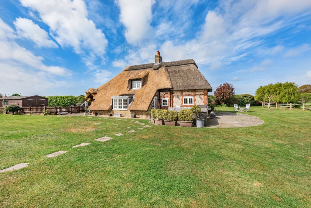 Property photo 2 of 17 Picture No. 06
