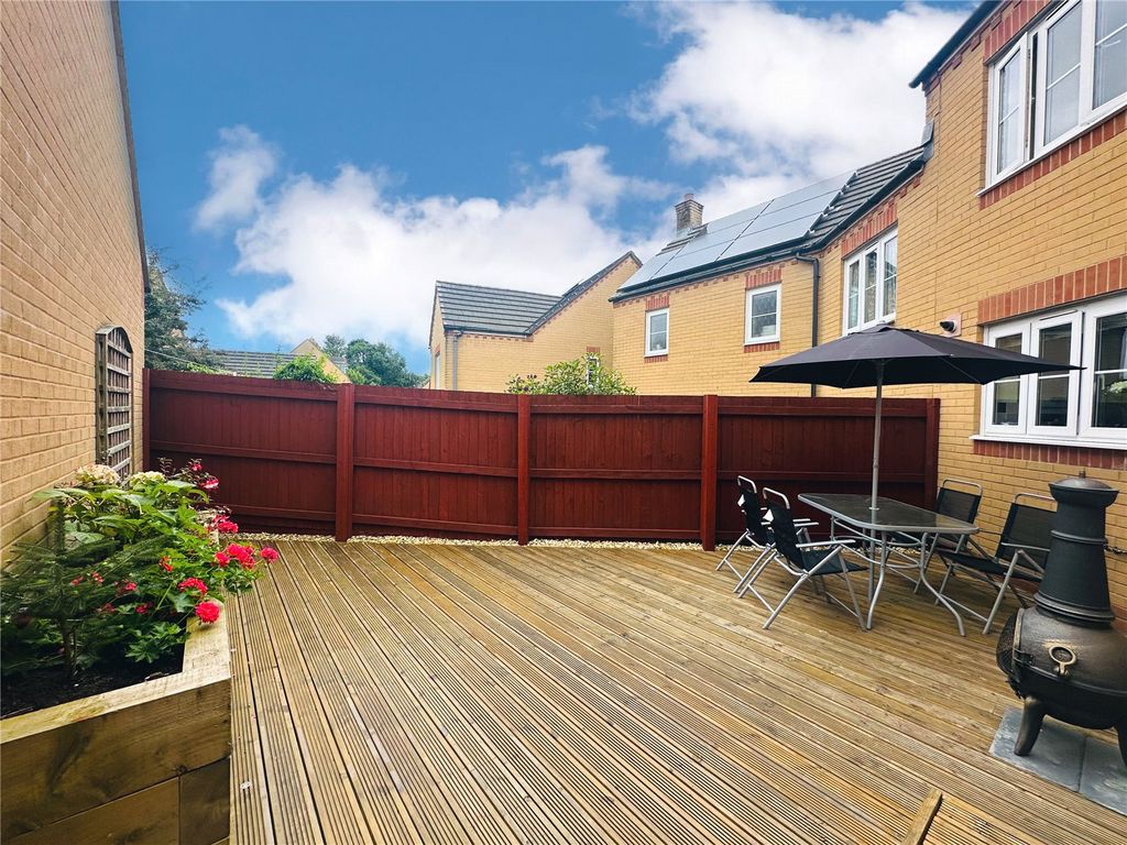 Property photo 2 of 26 Picture No. 49