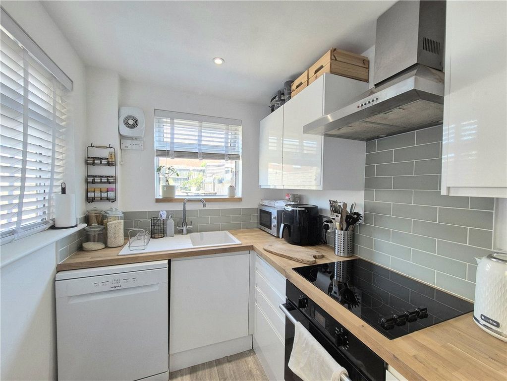 Property photo 3 of 9 Picture No. 01