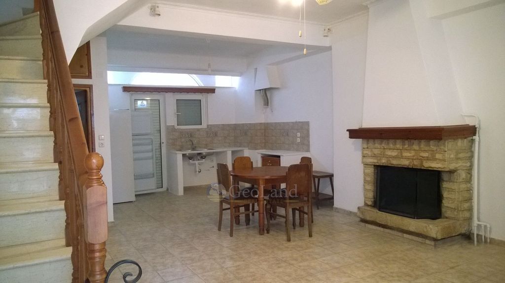 Property photo 3 of 25