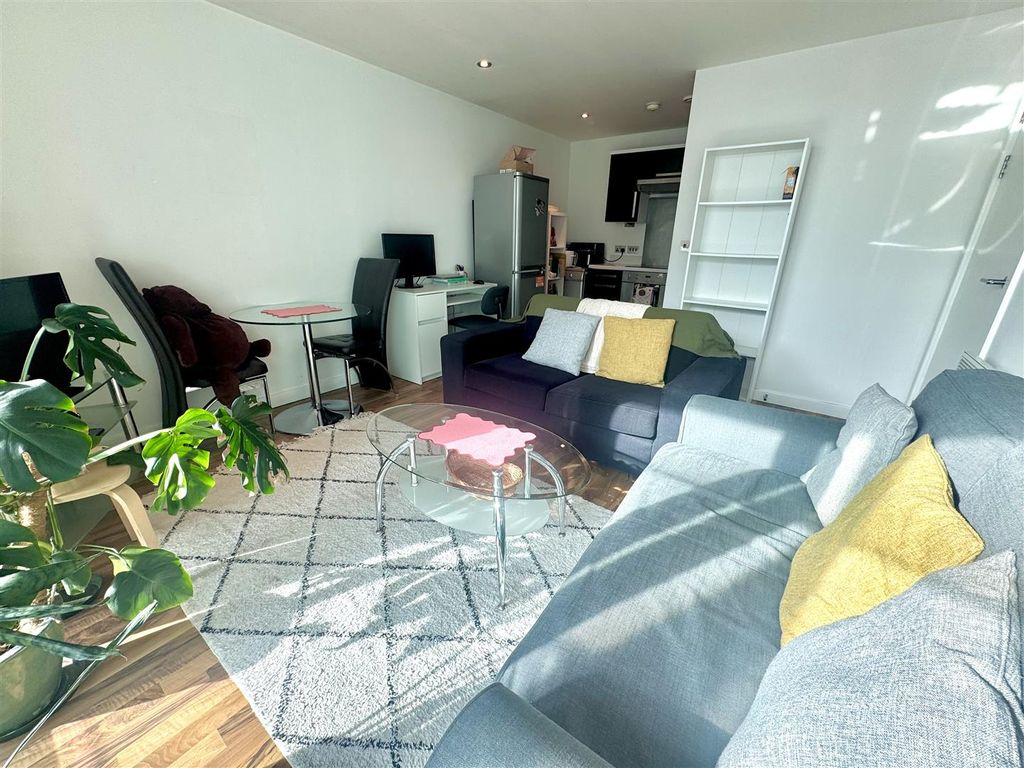 Property photo 3 of 9 Tempimagel1Goa0.Jpg