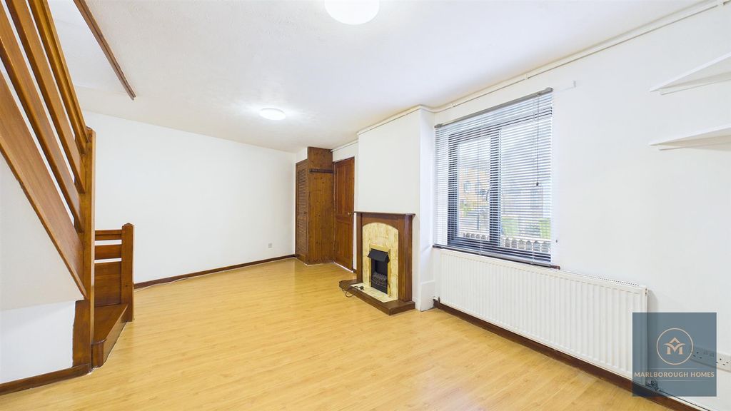 Property photo 2 of 9 Cam02085G0-Pr0246-Still006.Jpg
