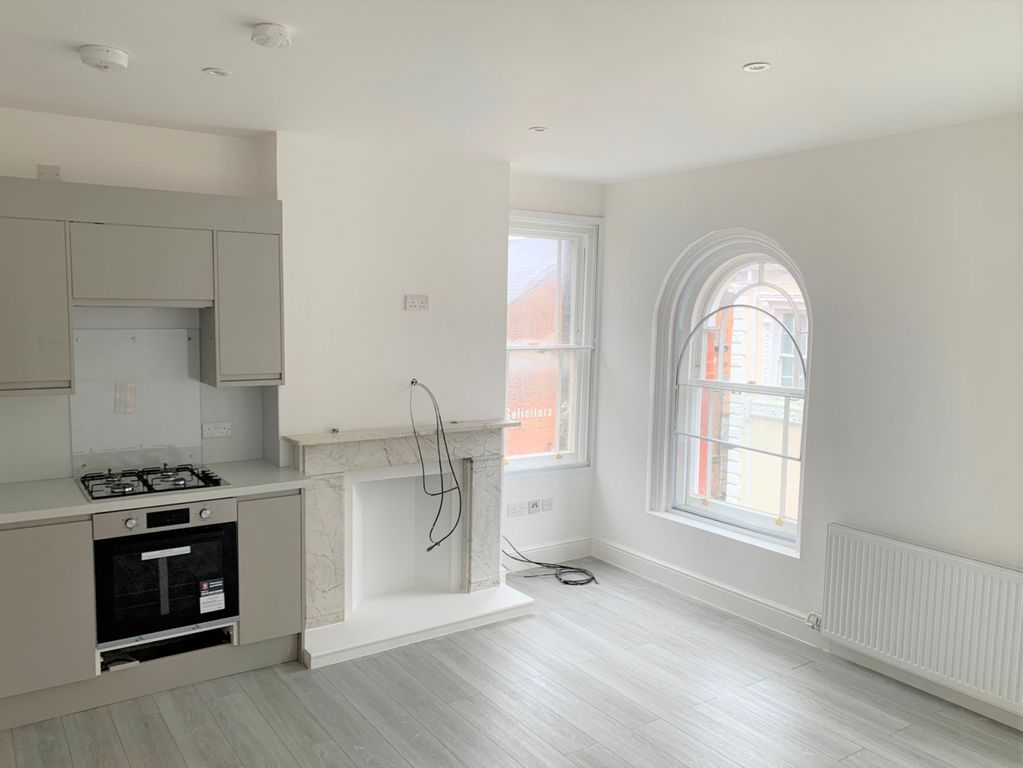 Property photo 2 of 6 Gallery