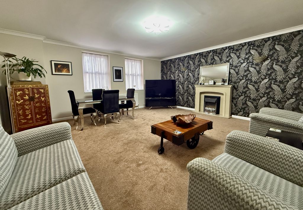 Property photo 3 of 24 Living Room