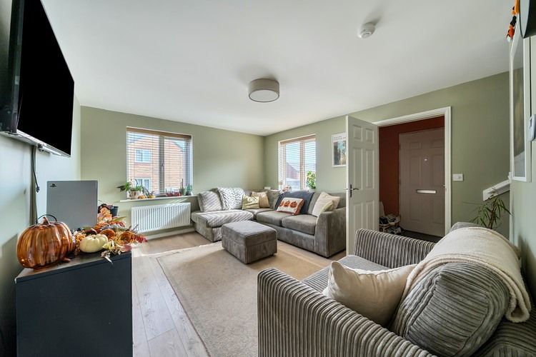 Property photo 3 of 20