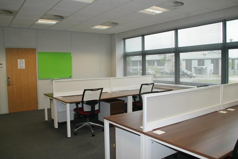 Property photo 2 of 31