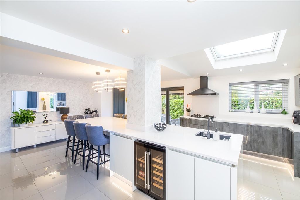 Property photo 3 of 30 Open Plan Kitchen/Diner