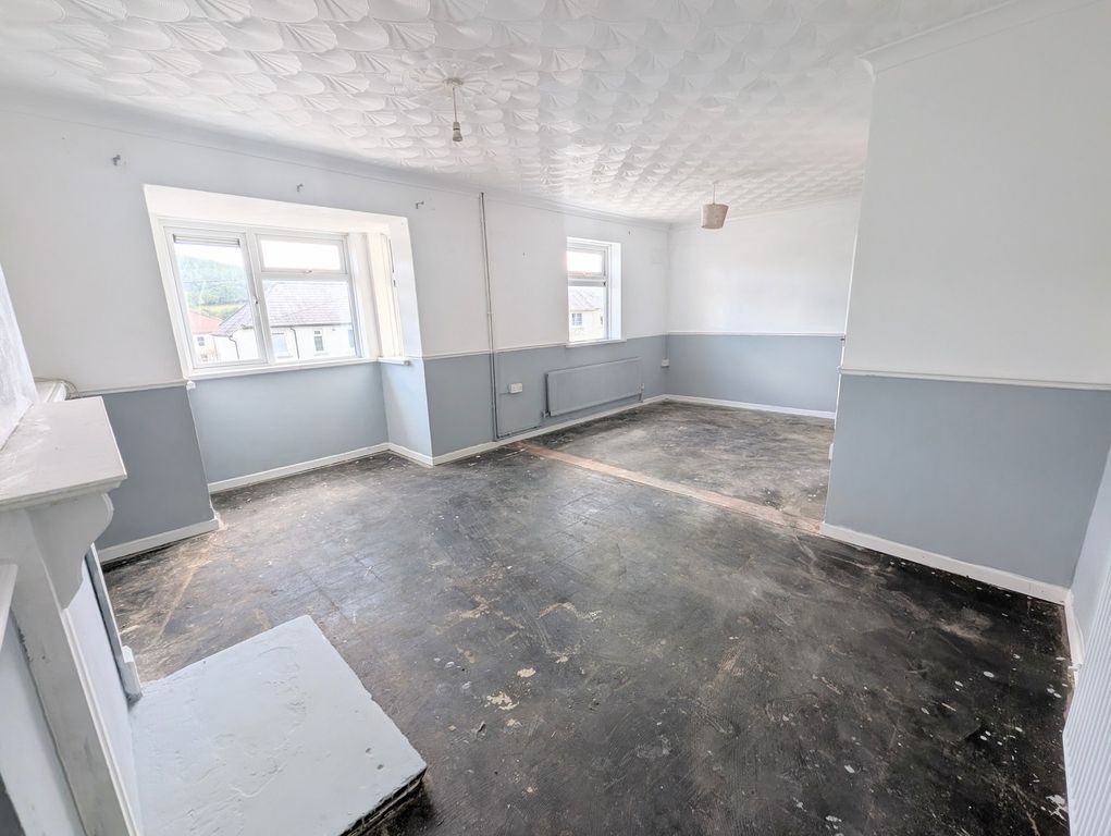 Property photo 2 of 15 Not Specified