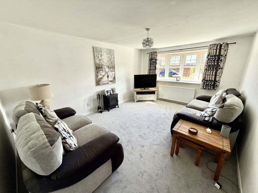 Property photo 3 of 8 Img_2731