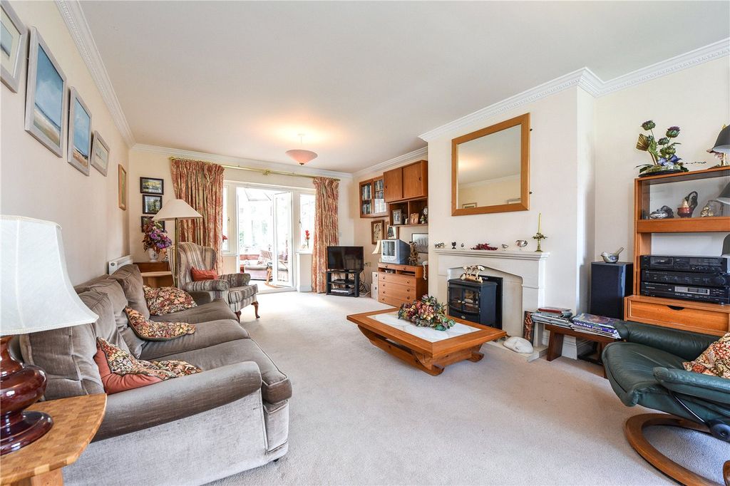 Property photo 2 of 13 Sitting Room