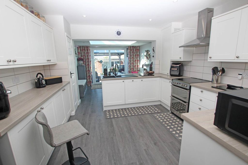 Additional image 15 of 3 bed detached bungalow for saleCastle View Gardens, Westham BN24
