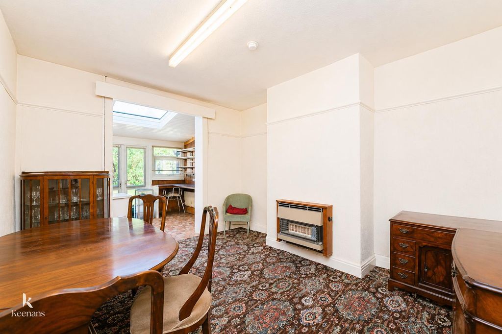 Property photo 3 of 24