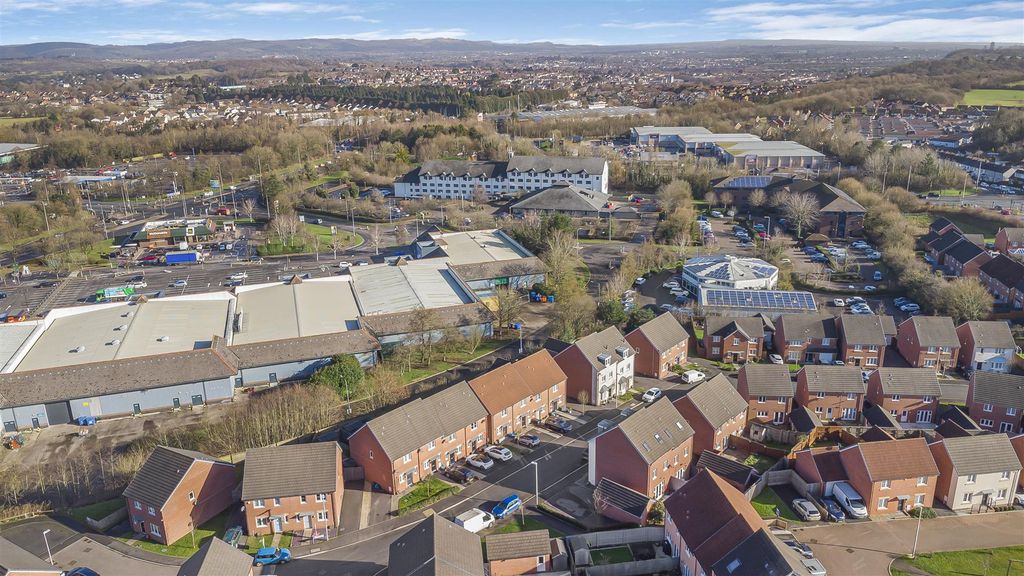 Property photo 2 of 18 35-Dji_0630.Jpg