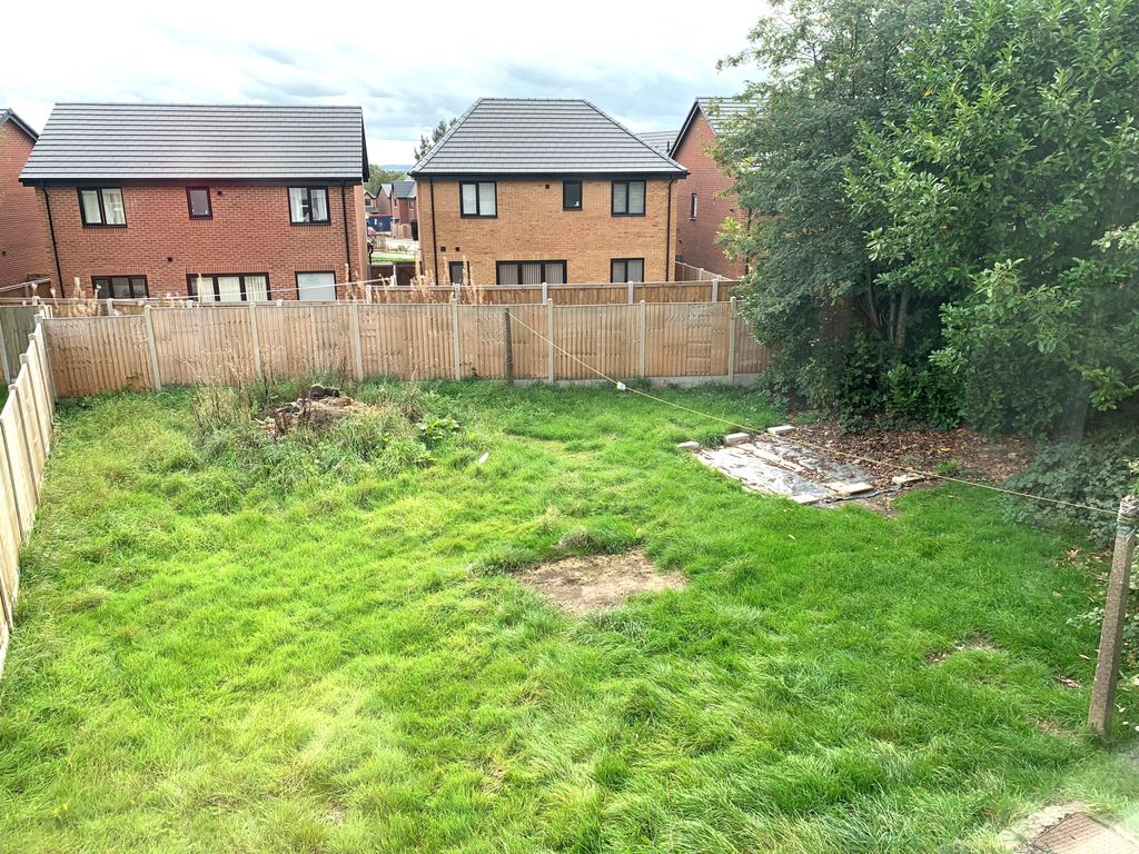 Property photo 2 of 12 K12