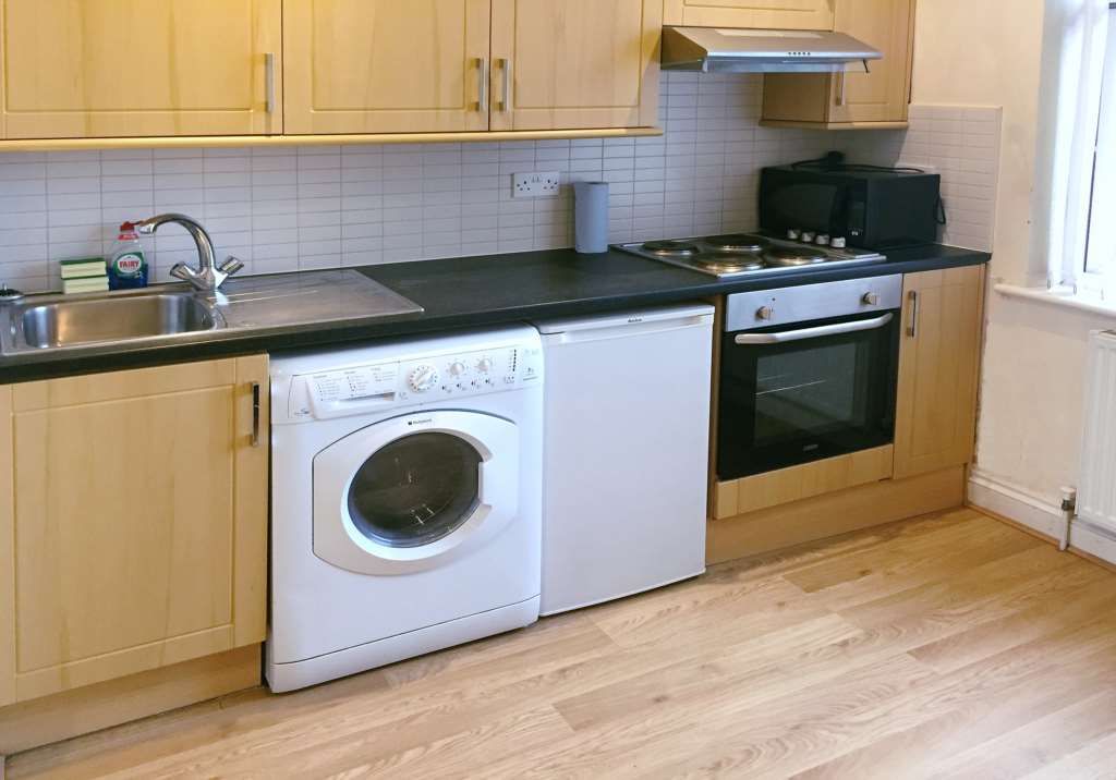 Property photo 2 of 6