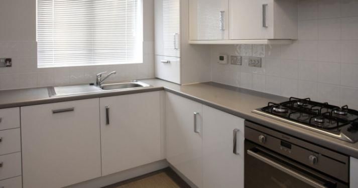 Property photo 2 of 8 Kitchen