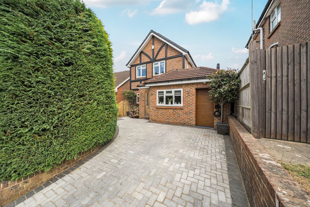 Property photo 1 of 33 External