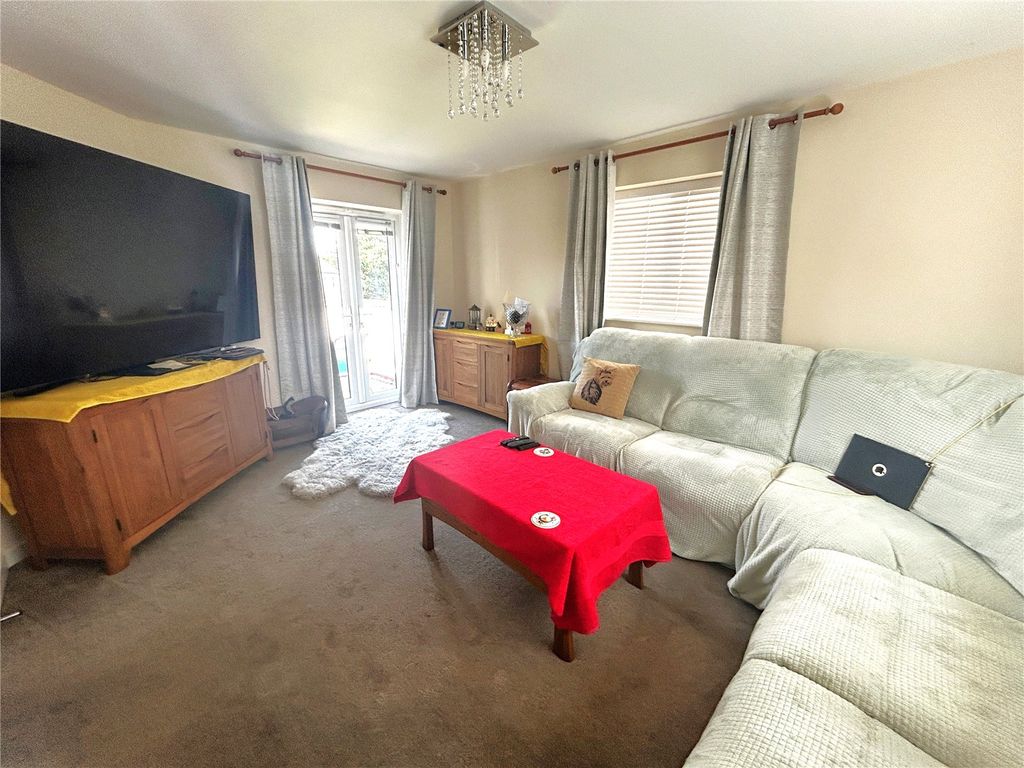 Property photo 2 of 10 Picture No. 05