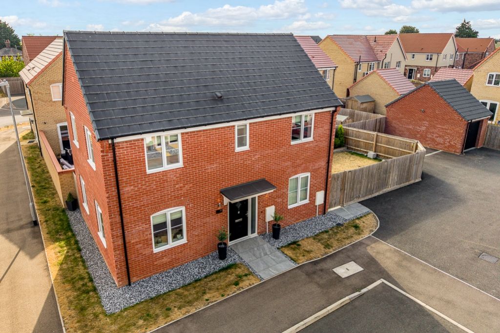 Property photo 1 of 25 33 Pheasant Street (Holbeach)-1
