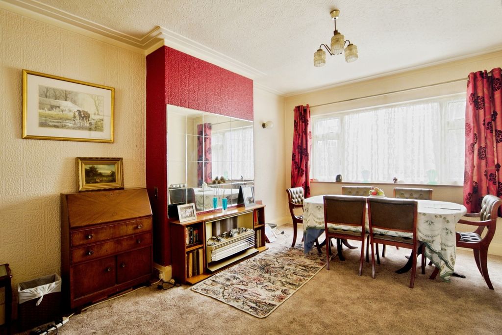 Property photo 3 of 15 Pbox-Img.Jpg