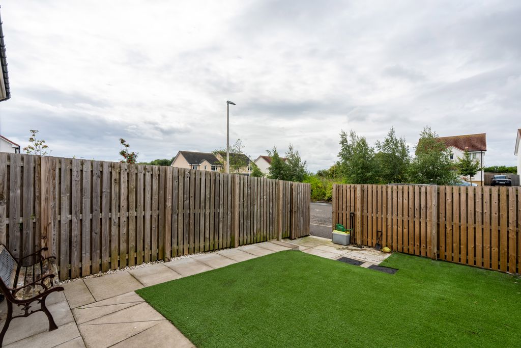 Property photo 3 of 30 Rear Garden
