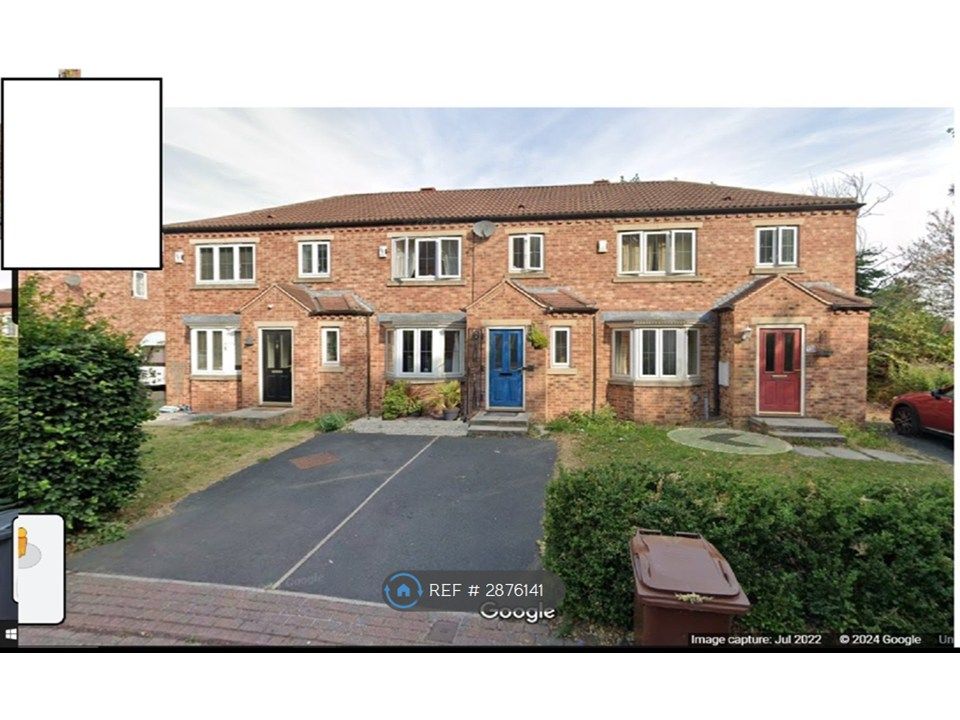 Property photo 2 of 21