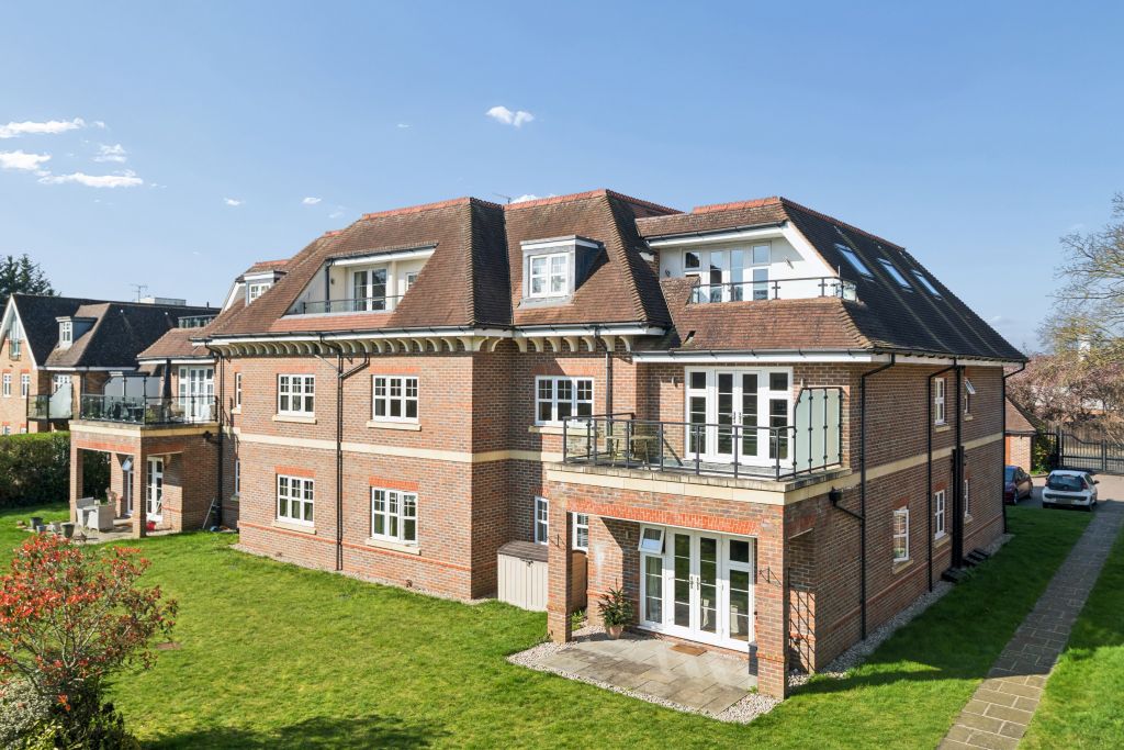 Property photo 2 of 10