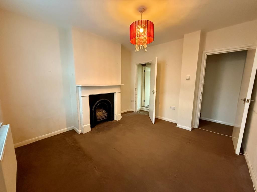 Property photo 2 of 12 Living Room