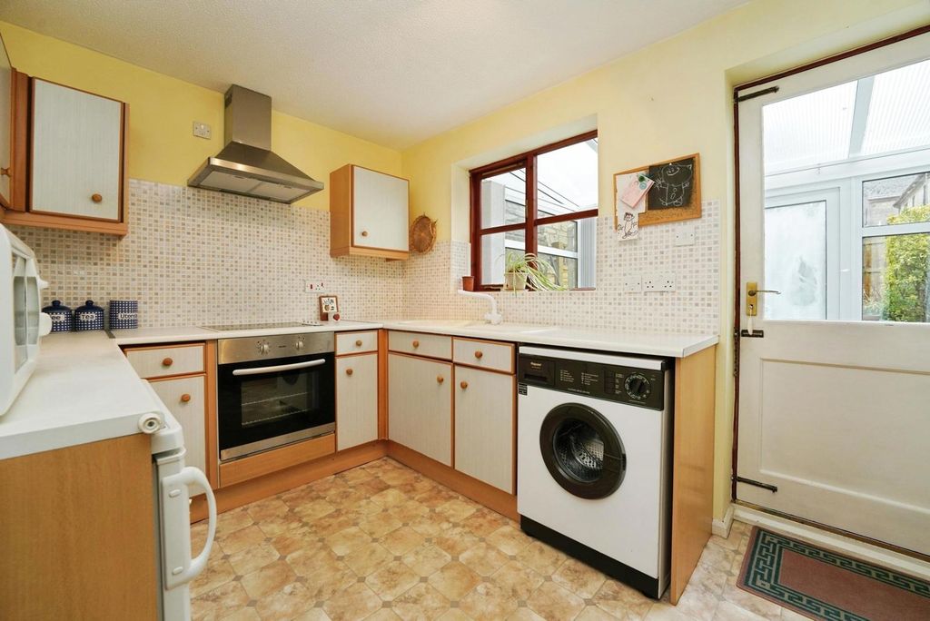 Property photo 3 of 14 Pbox-Img.Jpg