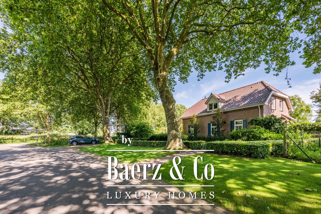 Property photo 1 of 1