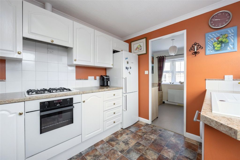 Property photo 3 of 15 Picture No. 23