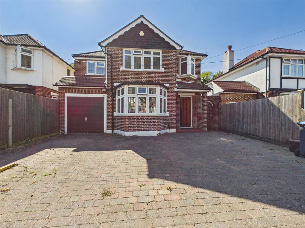 Property photo 1 of 25 Cam01563G0-Pr0285-Still001.Jpg