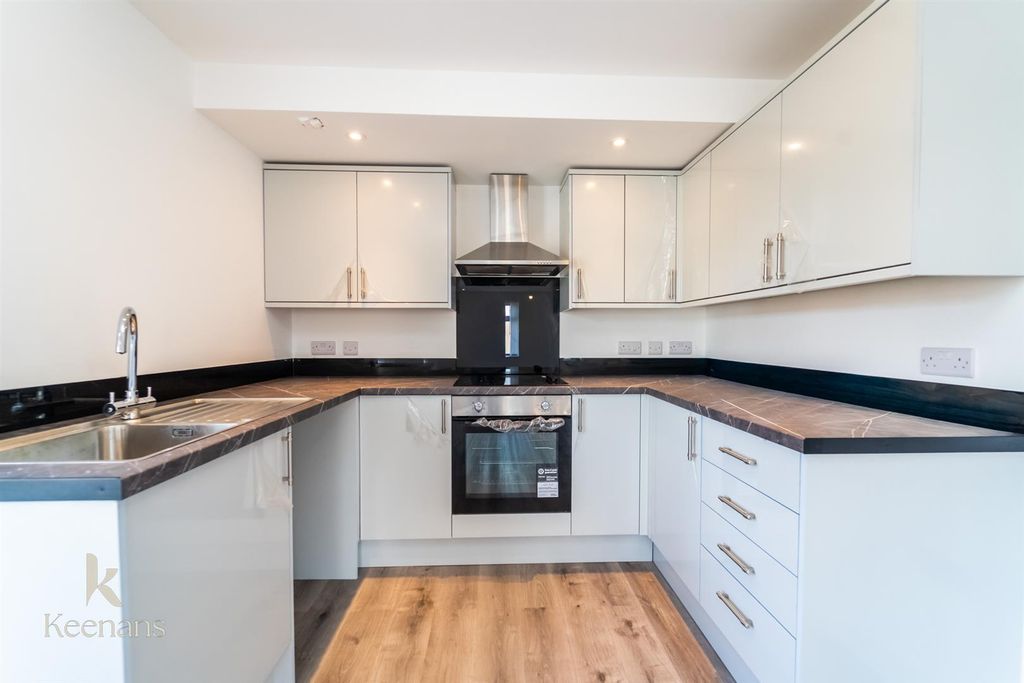 Property photo 2 of 22 Dsc00471.Jpg