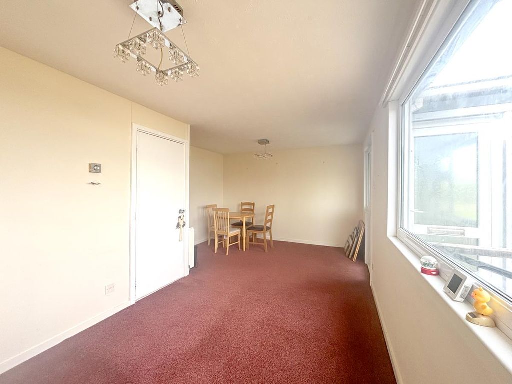 Property photo 2 of 14 Img_1827.Jpg