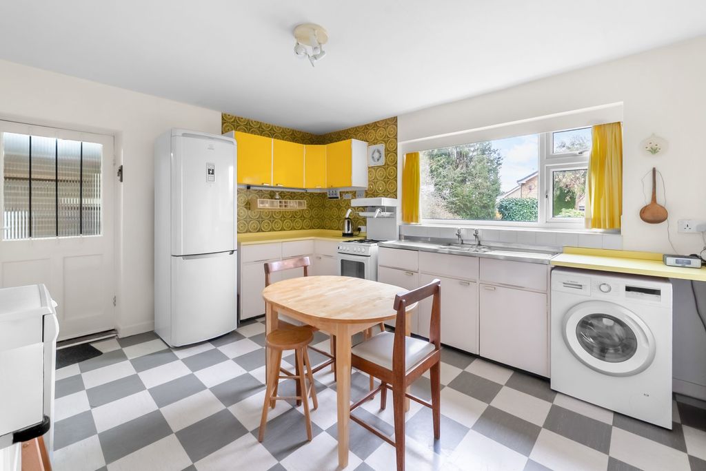 Property photo 3 of 22