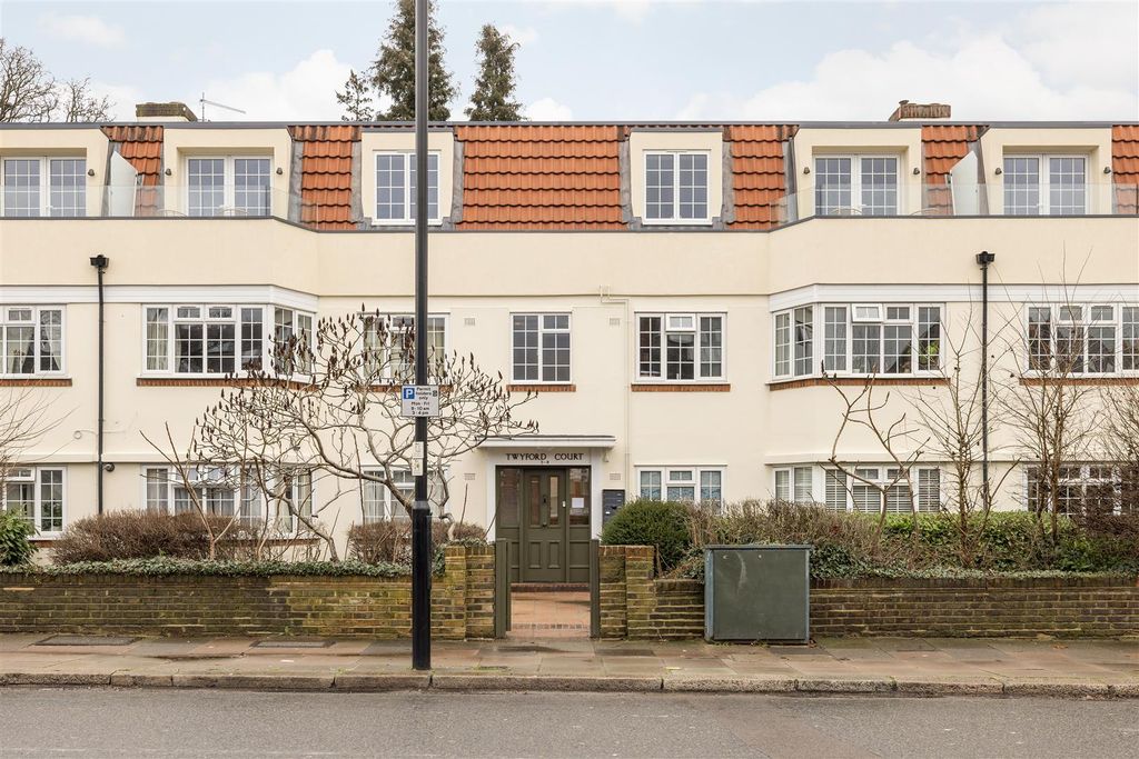 Property photo 1 of 34