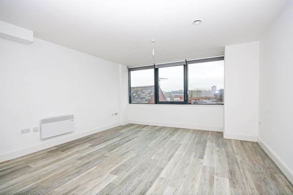 Property photo 2 of 10 6-Img_9423.Jpg